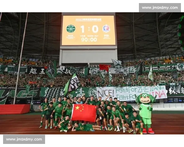 三星堆面具 + 球迷拼图!成都蓉城亚冠首秀 TIFO 震撼来袭 三星堆面具 + 球迷拼图!成都蓉城亚冠首秀 TIFO 震撼来袭