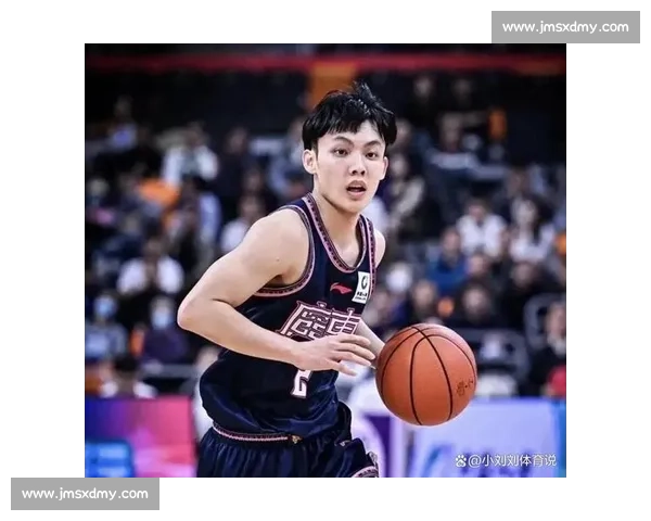 新星迷失反衬徐杰标杆价值:中国男篮后卫线的成长困局与启示 新星迷失反衬徐杰标杆价值:中国男篮后卫线的成长困局与启示