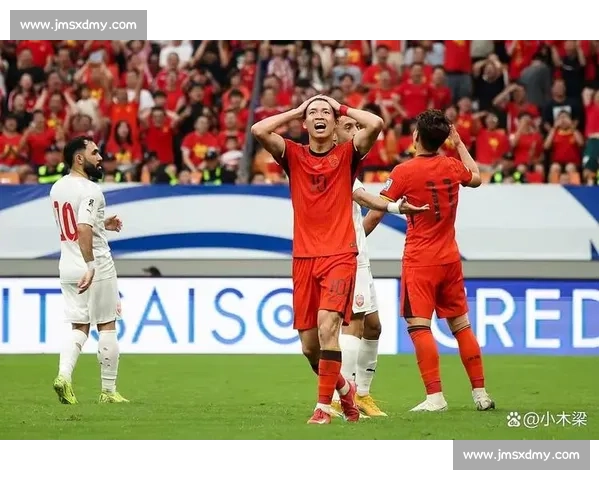 国足 10-0 赢球难掩尴尬：上半场离谱表现引争议